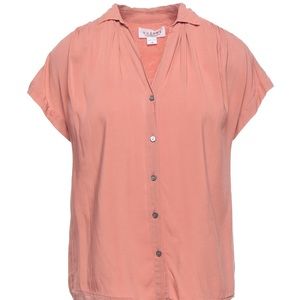 *NEW WITH TAGS* Velvet Pink Button Down Size Large